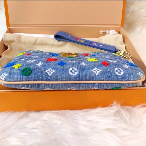 ✨️Like New . Authentic Louis Vuitton multicolor New Wave Denim wristlet pouch - Picture 9 of 17